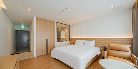 더 하운드 호텔 반달섬2