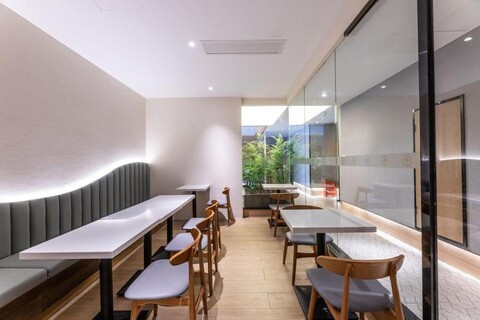 Four Seasons Fenglin Smart Hotel Shanghai (Shanghai Fudan University Subway Station)