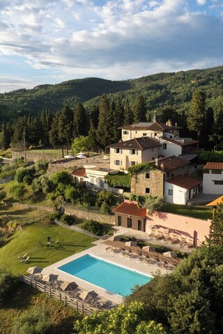 포데레 카스텔라레