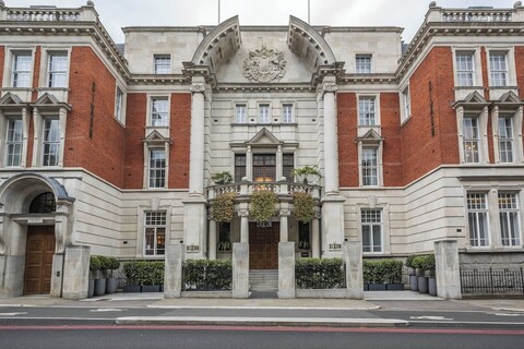 더 딕슨, 오토그래프 컬렉션