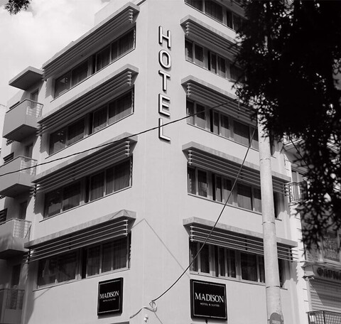 매디슨 호텔 & 스위트 - 어른 전용