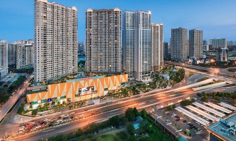 페리아 홈 - 디카피탈 트란 듀이 흥