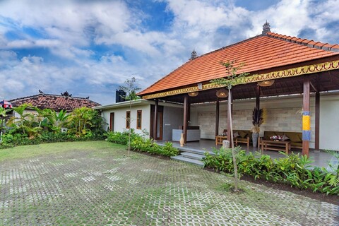 디랑곤 빌라 바이 시디 호스피탈리티 익스피리언스