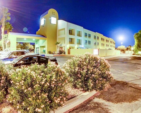Spark by Hilton Tucson Airport
