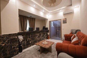 The View Pyramids Signature