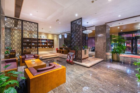 Yannian Huijing Hotel