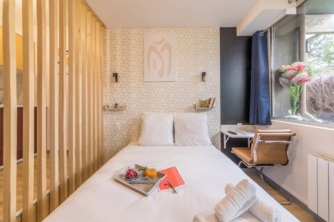 WS 투르 에펠 - 생샤를