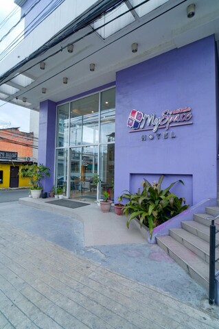 마이스페이스 호텔 @코멤보