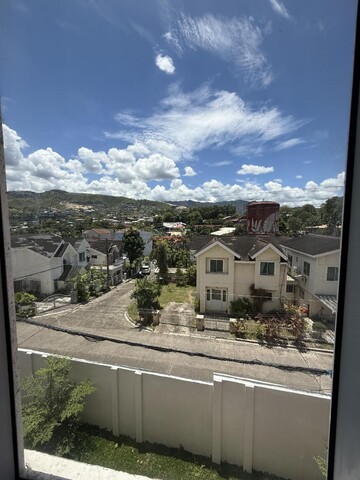 심포니 니콜스 과달루페 세부