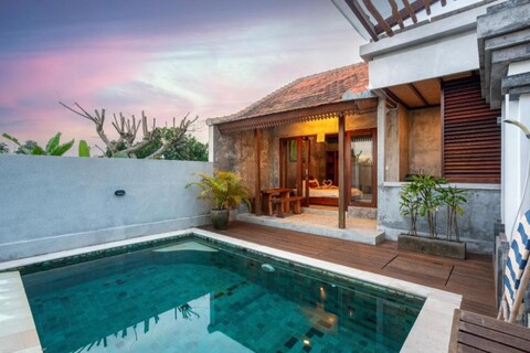 옴 빌라스 케둥구