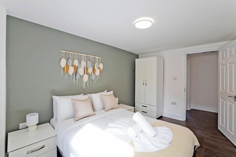 임페리얼 화이트채플 아파트먼트