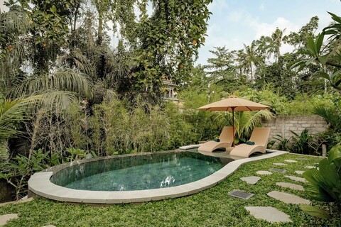 테갈 베지 우붓 빌라