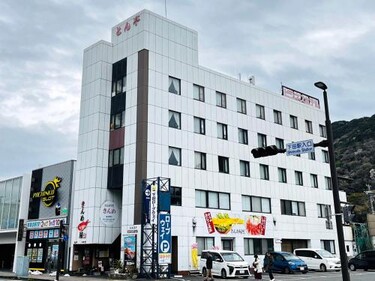 ビジネスホテルとん亭