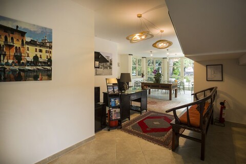 라 빌라 데센자노