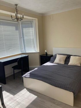 Arundel Road, RM30RX