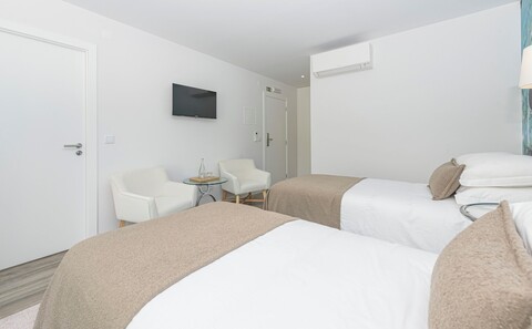 에스토릴 빌리지 게스트하우스