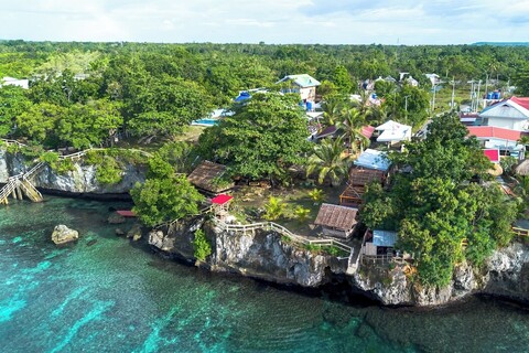 알미라 다이빙 리조트