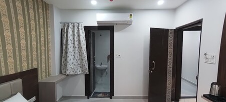 호텔 쉬리 비슈와나트