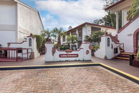 브라이언스 스패니시 코브