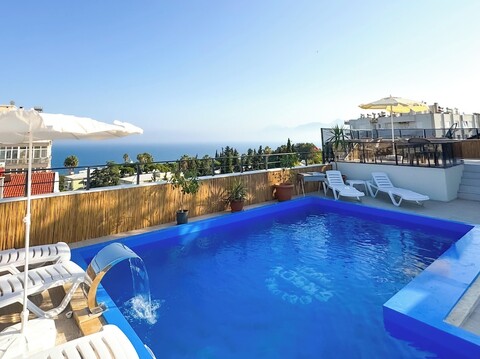 디럭스 에르소이 호텔