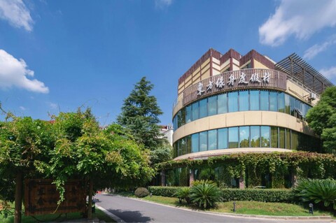 Oriental Land Holiday Village