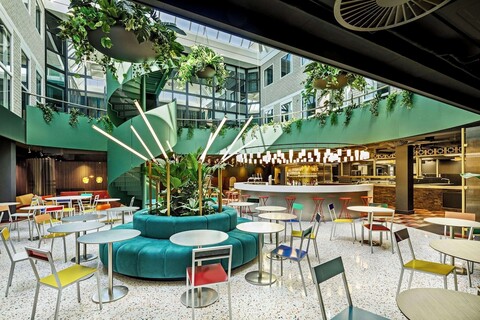 더 플로리안 암스테르담 스키폴 공항, 월드호텔스 크래프티드