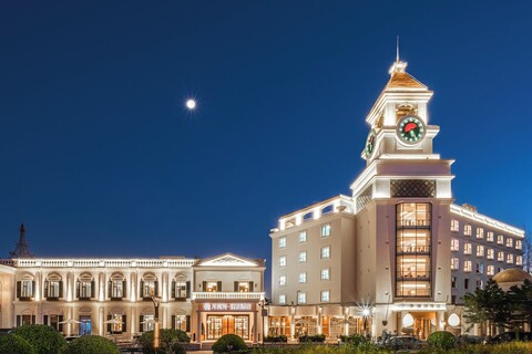 문 리버 푸위에 호텔