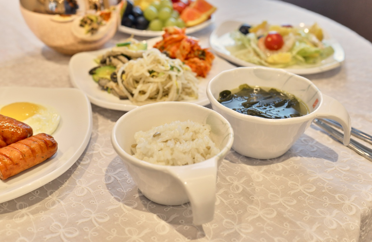 에이치에비뉴 호텔 광안리해변점 조식·레스토랑