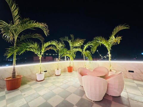 Hotel Aana Inn Prime Swiming Pool