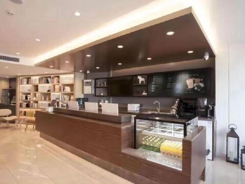 HanTing Premium Hotel (Beijing Tongzhou Universal Resort Hotel)