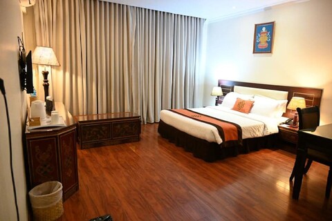 바나수트  호텔   스파