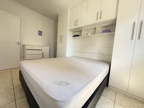 페 나 아레아 프라이아 다 오션 III