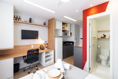 스튜디오스 델리시냐 노 브라스