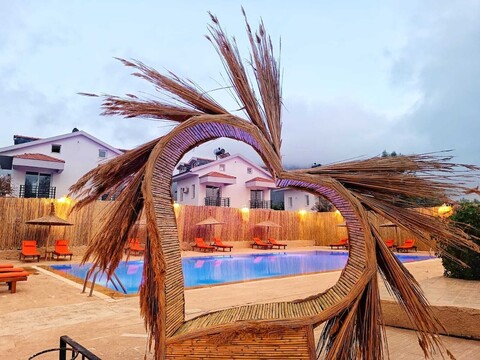 수레야 호텔 바이 칼립소