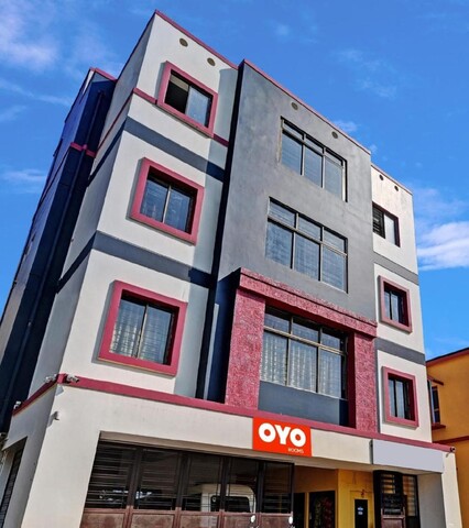 Collection O Rohini Sector 21 Formerly Shelter Inn