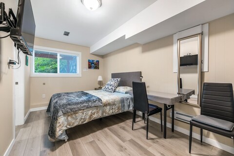 밴쿠버 YVR 공항 근처의 오키드 하우스