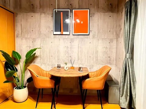 아미카 퍼스트 202