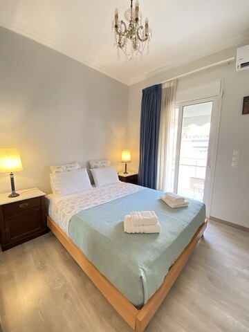 아 스킵 어웨이 프롬 디 아크로폴리스 뮤지움