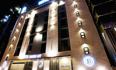 김해 브라운도트호텔 워터파크점