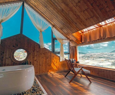 냐 소이 호스테이 달랏