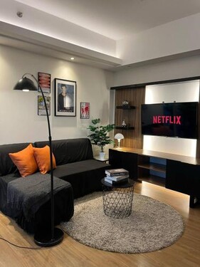 1 Bedroom with Balcony in Abreeza Mall