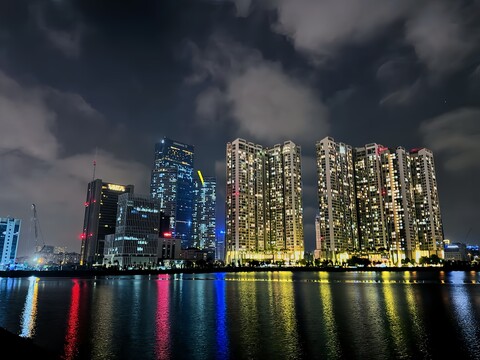 페리아 홈 - 빈홈 스카이 레이크 팜 훙