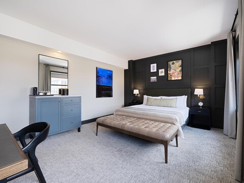 더 샘 휴스턴 호텔, 테이프스트리 컬렉션 바이 힐튼