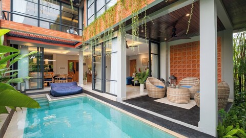 발리리스 빌라 V 바이 빌라 파인더