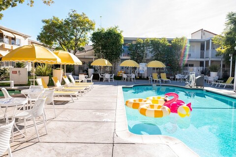 와일드 팜스, JdV 바이 하얏트 호텔