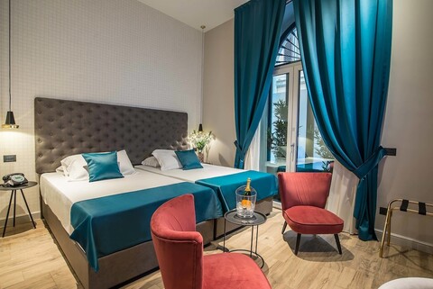 나보나 스트리트 호텔