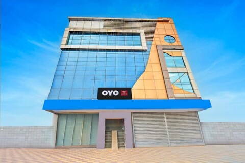 Hotel O SLN GRAND INN