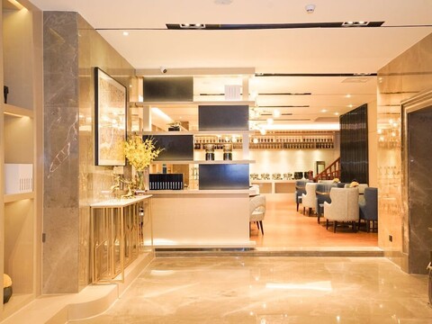 이참 인터내셔널 호텔 칸톤 타워 파저우 컨벤션 앤 전시 센터 루장 지하철역 지점 - 칸톤 페어 기간 동안 칸톤 페어 콤플렉스로 가는 무료 셔틀 버스