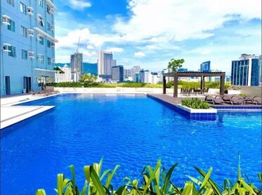 Jojie's Crib Taft East Gate Studio