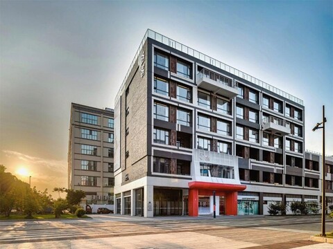 Luke Meisu (Guangzhou New Baiyun International Airport Airport Branch)